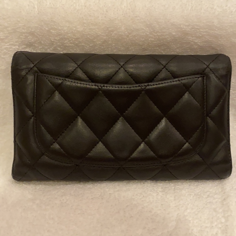 Authentic Chanel Wallet - Picture 2 of 5